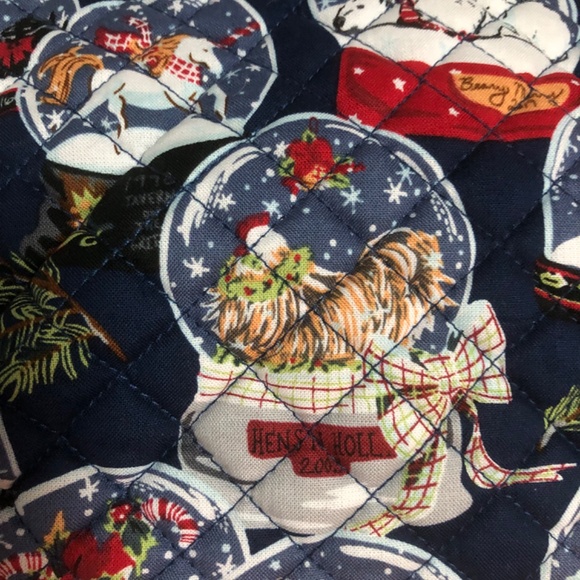 Vera Bradley NWT Christmas motif shoulder bag - Picture 5 of 6